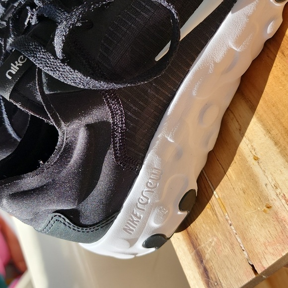 Nike RENEW RUNNING shoes - Picture 7 of 9